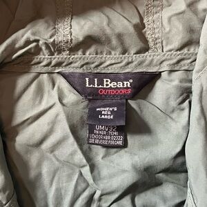 Lightweight LL. Bean Windbreaker Olive Green Hooded Pullover Anorak